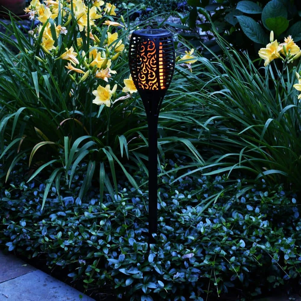 LUMABASE Solar Powered Flame Effect Black Torch 5 LUMABASE Solar Powered Flame Effect Black Torch - Image 3