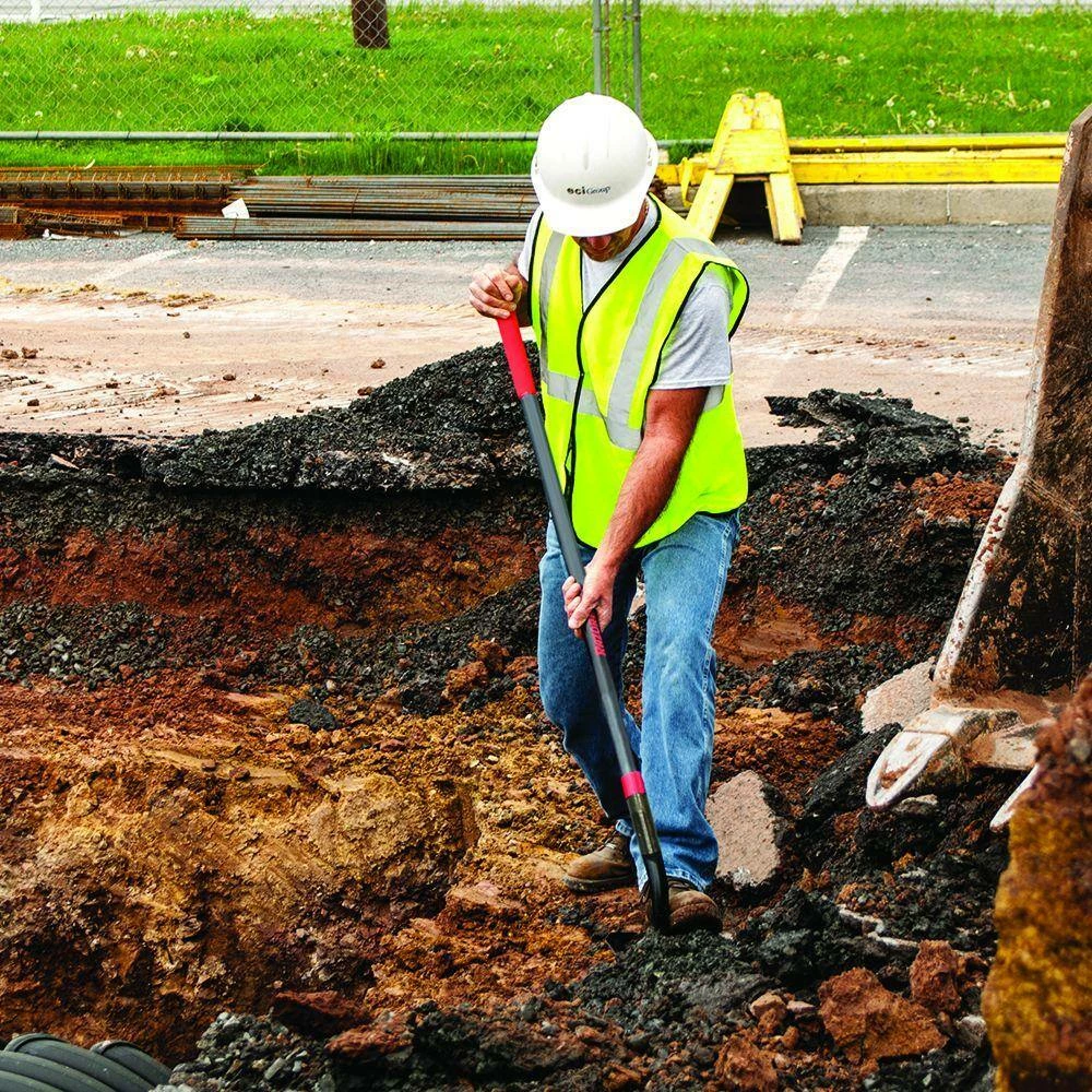 Razor-Back 47 in. Fiberglass Handle Digging Shovel 4 Razor-Back 47 in. Fiberglass Handle Digging Shovel - Image 2