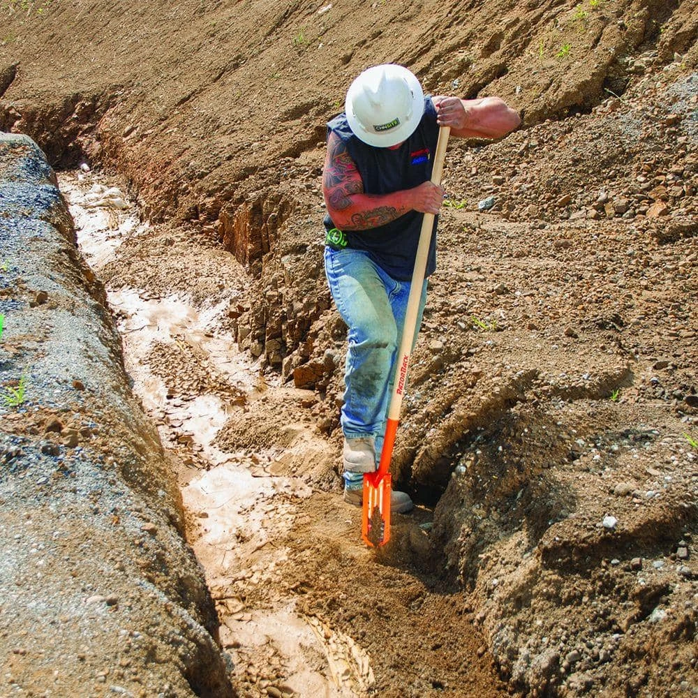 Razor-Back 48 in. Wood Handle Trenching Shovel 5 Razor-Back 48 in. Wood Handle Trenching Shovel - Image 3