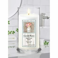 Courtside Market Thankful Status Candle Glass 18 oz.